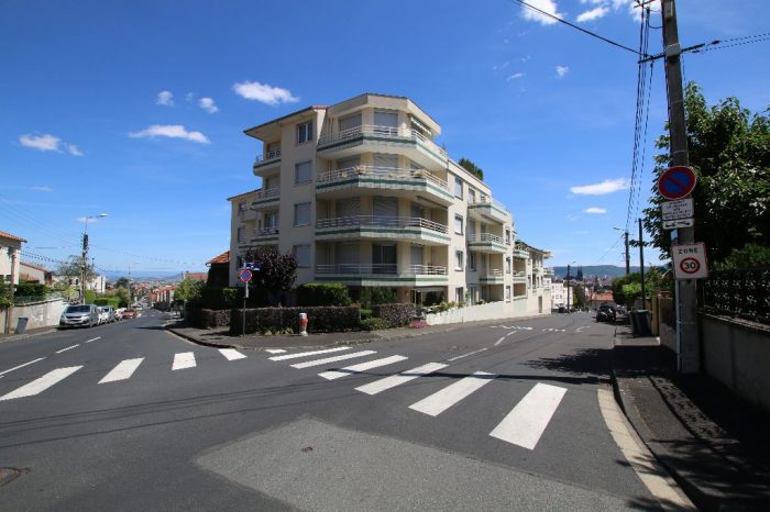 Appartement à louer, 3 pièces - Clermont-Ferrand 63000