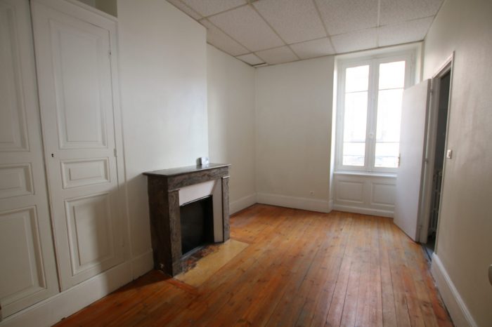 Appartement à louer, 3 pièces - Clermont-Ferrand 63000