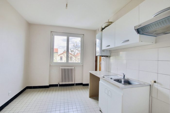 Appartement à vendre, 5 pièces - Clermont-Ferrand 63000