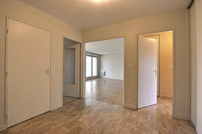 Appartement à vendre, 5 pièces - Clermont-Ferrand 63100