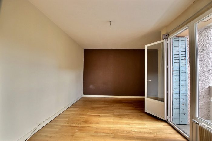 Appartement à vendre, 1 pièce - Clermont-Ferrand 63000