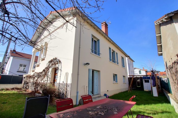 Villa à vendre, 6 pièces - Clermont-Ferrand 63100