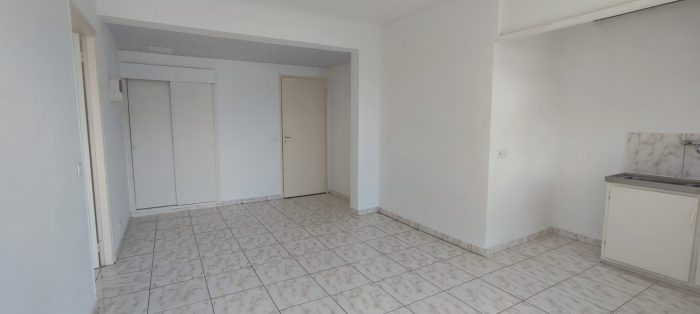Appartement à louer, 2 pièces - Nouméa 98800