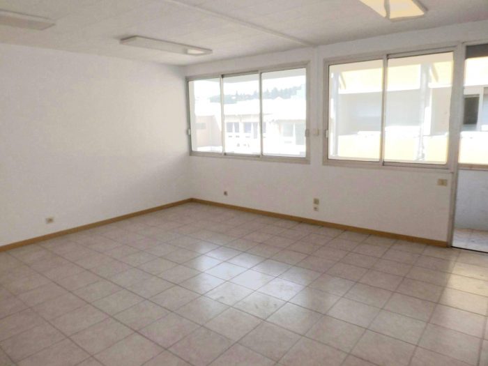 Bureau à louer, 30 m² - Nouméa 98800