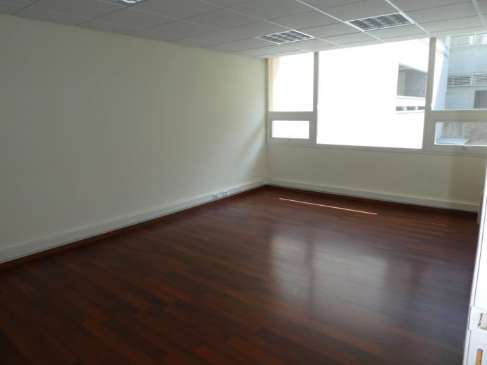 Bureau à louer, 175 m² - Nouméa 98800