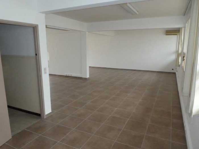 Bureau à louer, 73 m² - Nouméa 98800