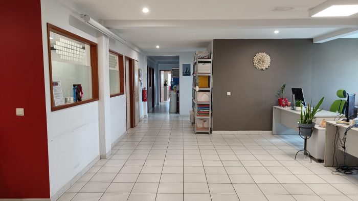 Bureau à louer, 320 m² - Nouméa 98800