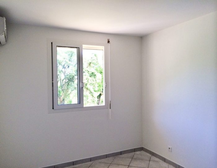 Appartement à vendre, 3 pièces - Mont Dore 98809