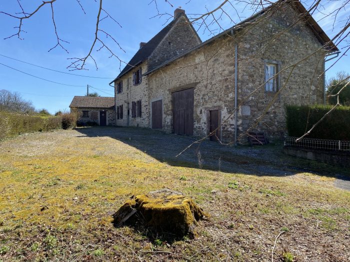Maison ancienne à vendre, 5 pièces - Châteauneuf-la-Forêt 87130