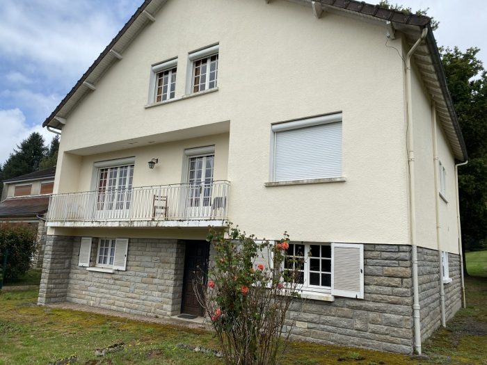 Maison individuelle à vendre, 8 pièces - Peyrat-le-Château 87470