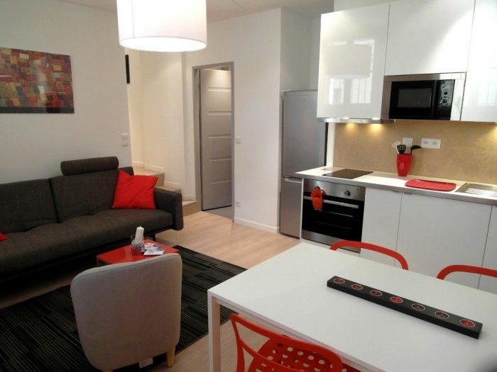 Appartement à louer, 2 pièces - Marseille 13002