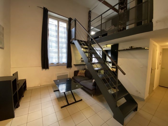 Duplex for rent, 3 rooms - Marseille 13012