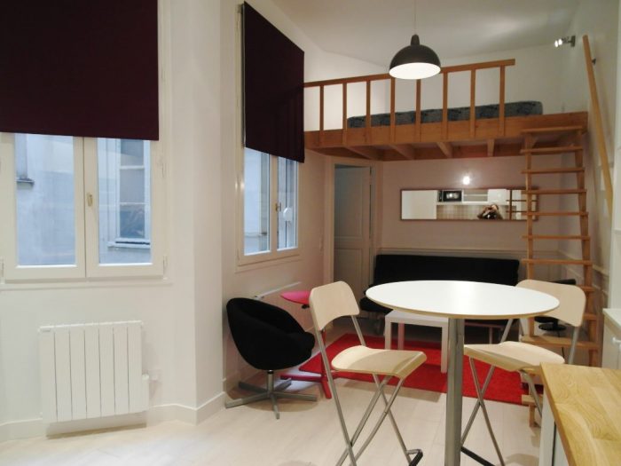 Appartement à louer, 1 pièce - Paris 75001