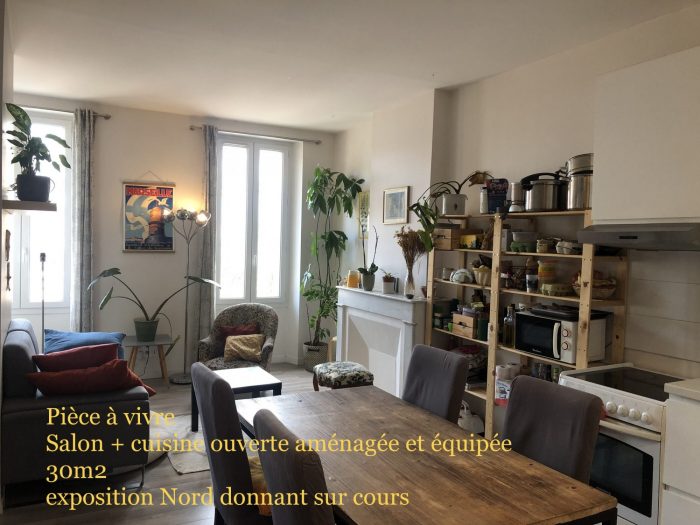 Appartement à louer, 4 pièces - Marseille 13005