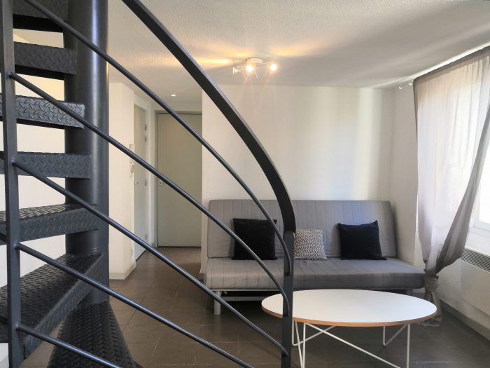 Apartment for rent, 2 rooms - Marseille 13012
