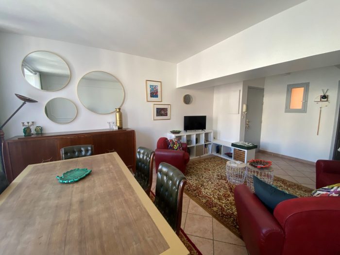 Appartement à louer, 4 pièces - Marseille 13001