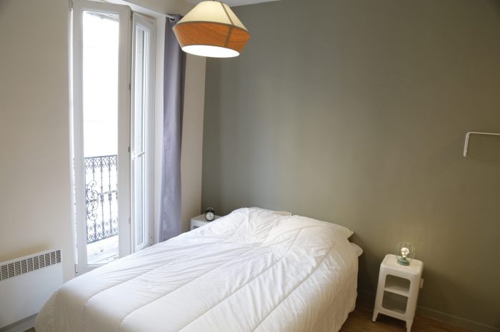 Appartement à louer, 2 pièces - Marseille 13005
