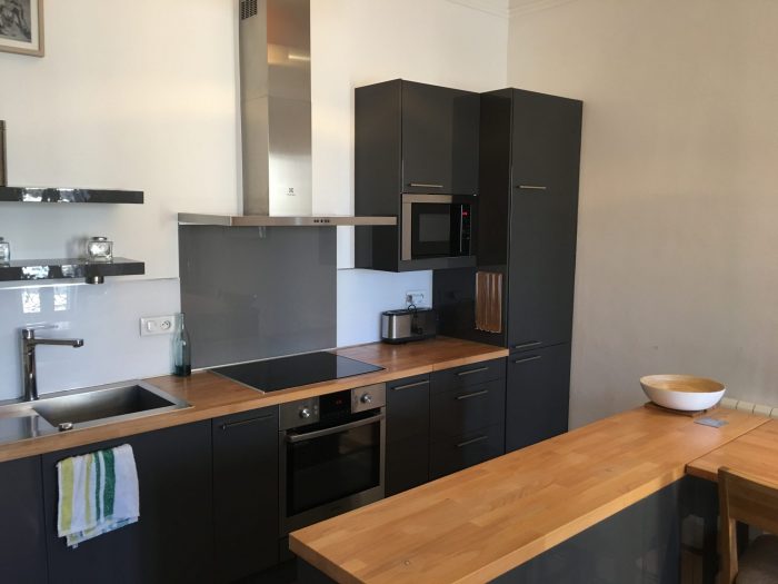 Apartment for rent, 3 rooms - Marseille 13006