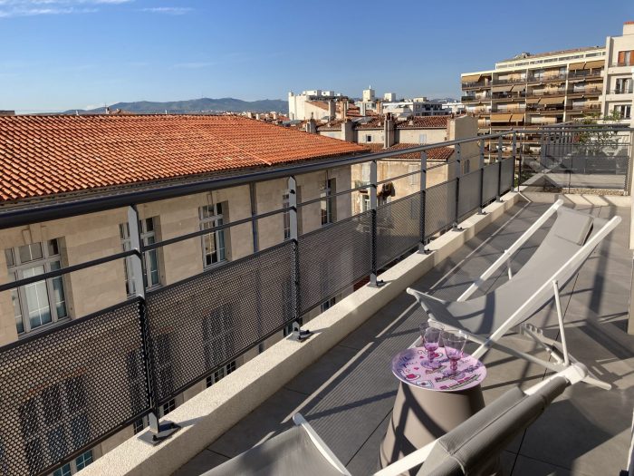 Apartment for rent, 3 rooms - Marseille 13007