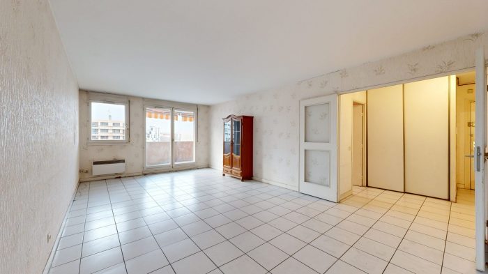 Appartement 4 pièces de 95m² à fort potentiel - Rue Branly - Villeurbanne