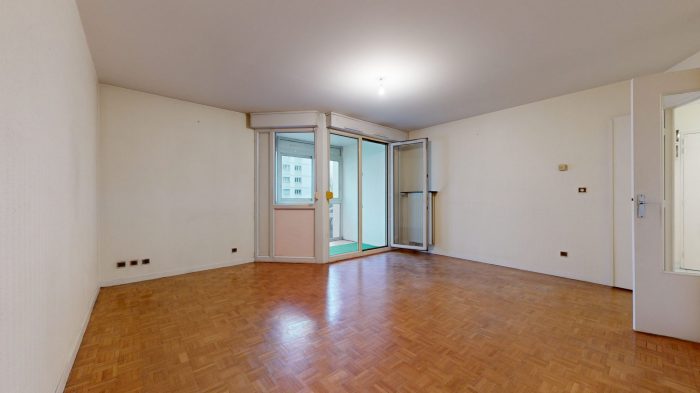 Photo Appartement T3 de 67m² avec box - Rue Saint-Antoine - Lyon 3 image 4/12