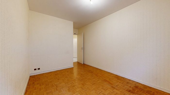 Photo Appartement T3 de 67m² avec box - Rue Saint-Antoine - Lyon 3 image 8/12