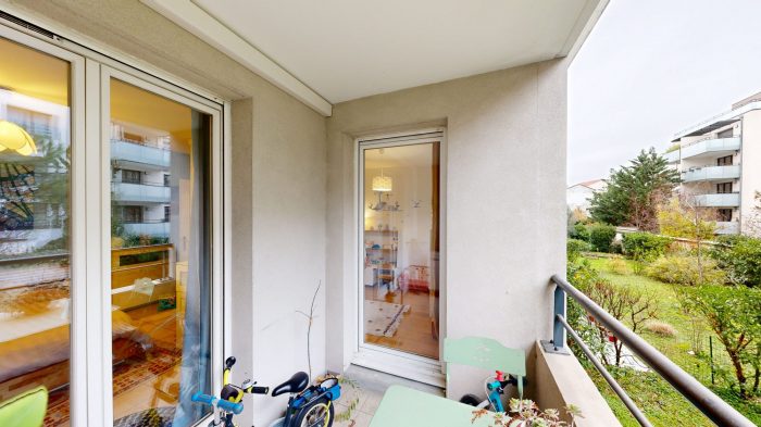Photo Superbe appartement T4 de 87m² avec balcons et box fermé - Rue Arago - Villeurbanne image 7/11