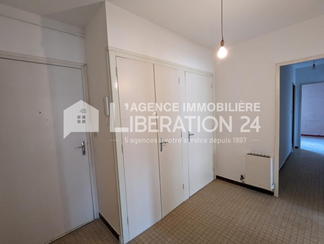 Vente Appartement 64m² 3 Pièces à Saint-Étienne (42000) - Libération 24