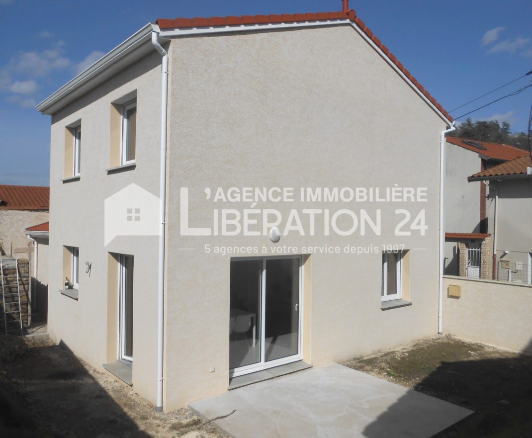 Vente Maison 84m² 5 Pièces à Le Chambon-Feugerolles (42500) - Libération 24