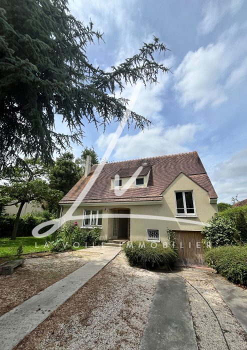 Maison individuelle à louer, 7 pièces - Rosel 14740