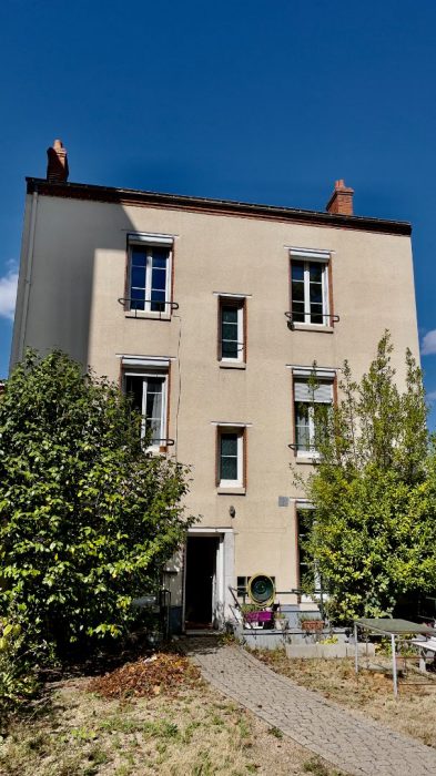 Immeuble à vendre, 180 m² - Orléans 45000