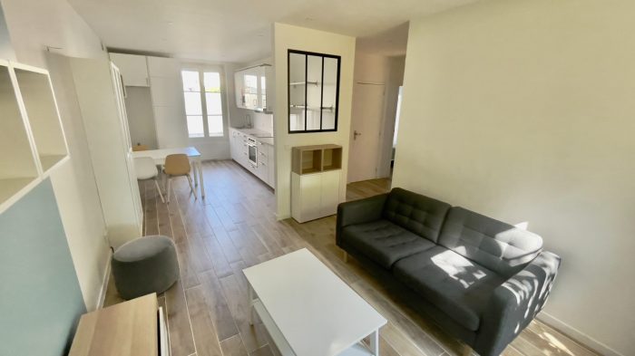 Immeuble à vendre, 180 m² - Orléans 45000