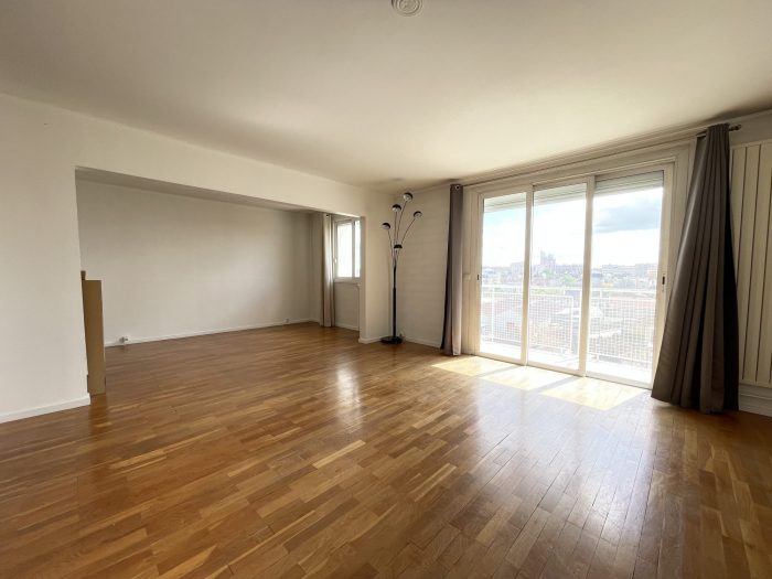 Appartement à vendre, 5 pièces - Saint-André-les-Vergers 10120
