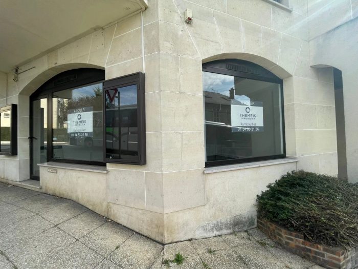 Local commercial à louer, 37 m² - Rambouillet 78120