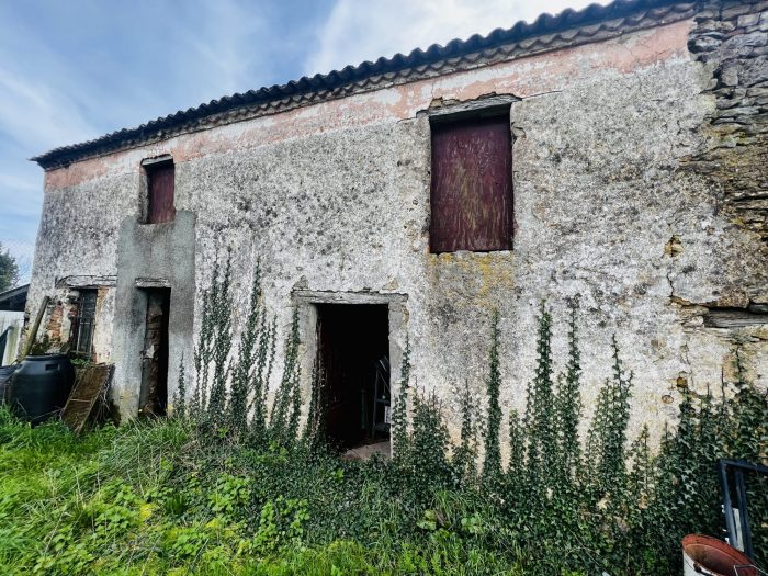 Maison ancienne à vendre, 4 pièces - Fontenay-le-Comte 85200