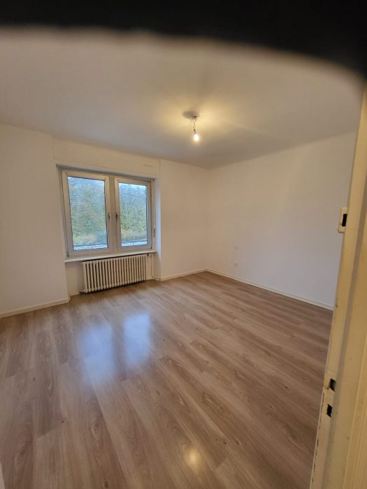 Appartement à louer, 5 pièces - Jarny 54800