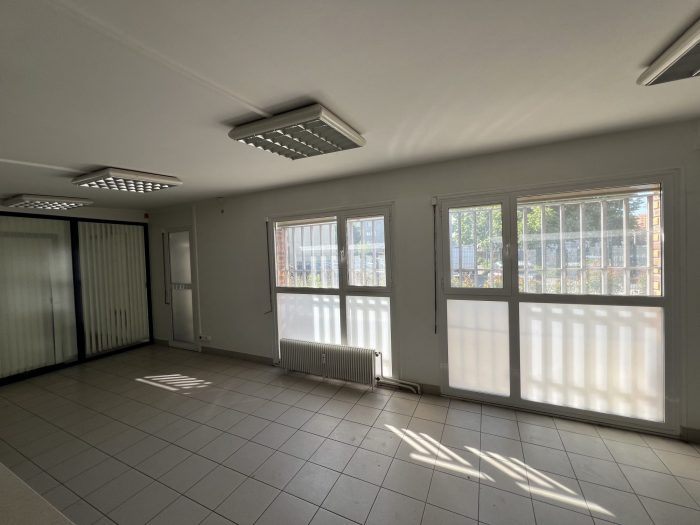 Local commercial à vendre, 223 m² - Reims 51100