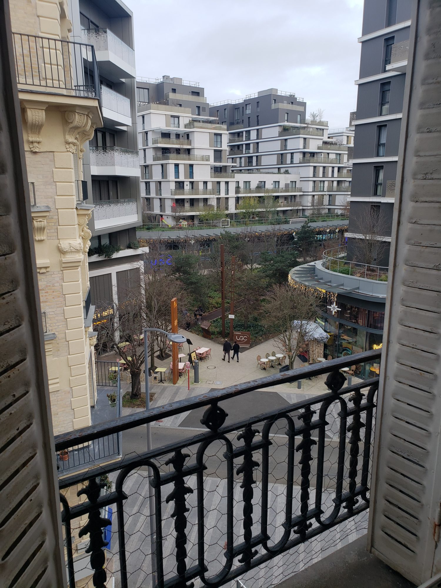 Location annuelle Appartement ISSY-LES-MOULINEAUX 92130 Hauts de Seine FRANCE