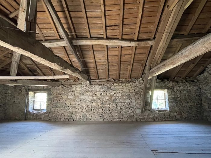 Maison traditionnelle à vendre, 8 pièces - Poule-les-Écharmeaux 69870