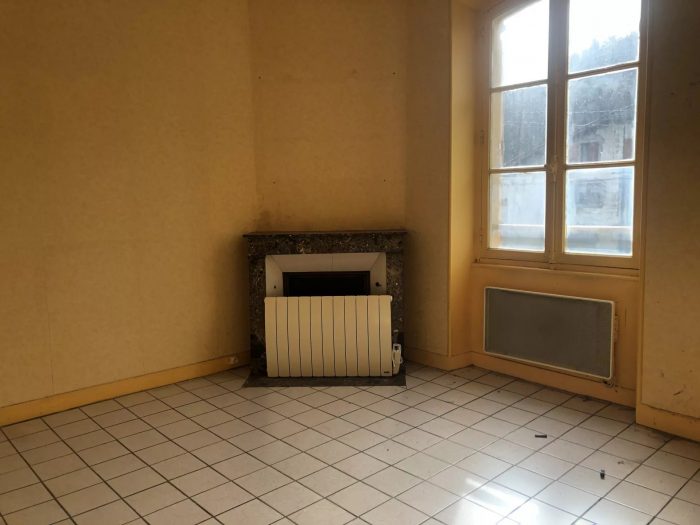 Maison à vendre, 8 pièces - Poule-les-Écharmeaux 69870