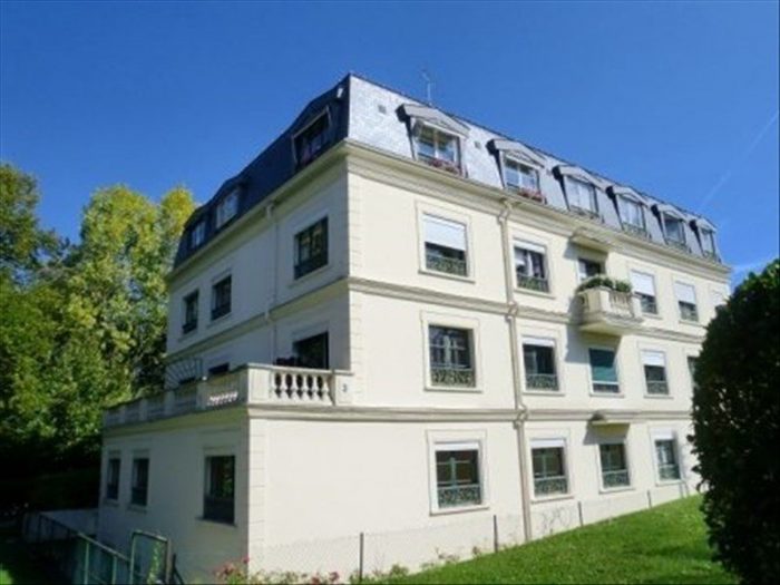 Location annuelle Appartement LA CELLE-SAINT-CLOUD 78170 Yvelines FRANCE