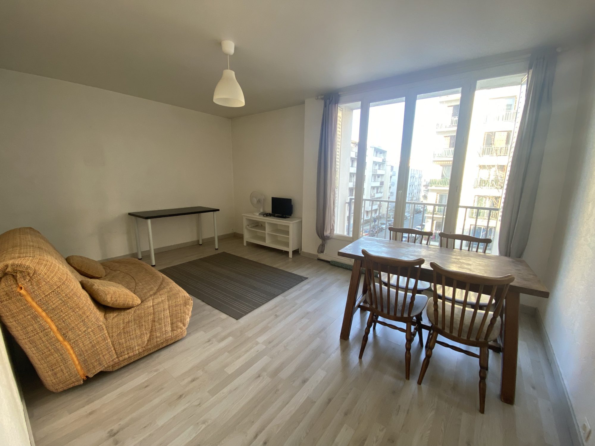 Location annuelle Appartement GRENOBLE 38000 Isre FRANCE