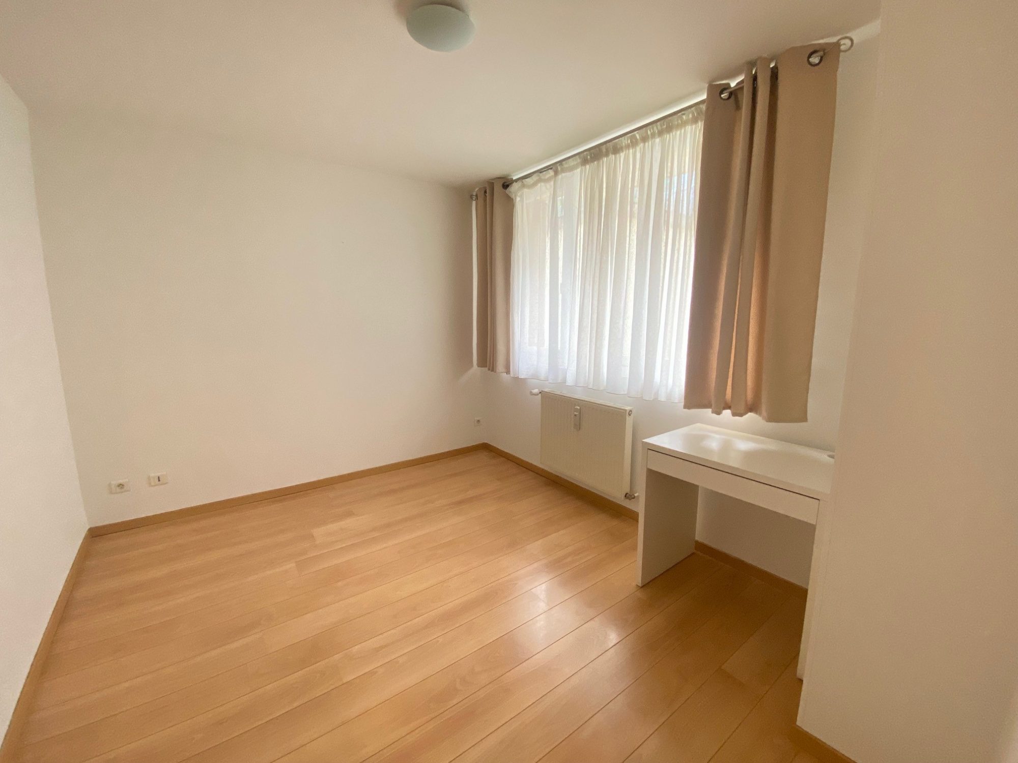 Location annuelle Bureau/Local GRENOBLE 38000 Isre FRANCE