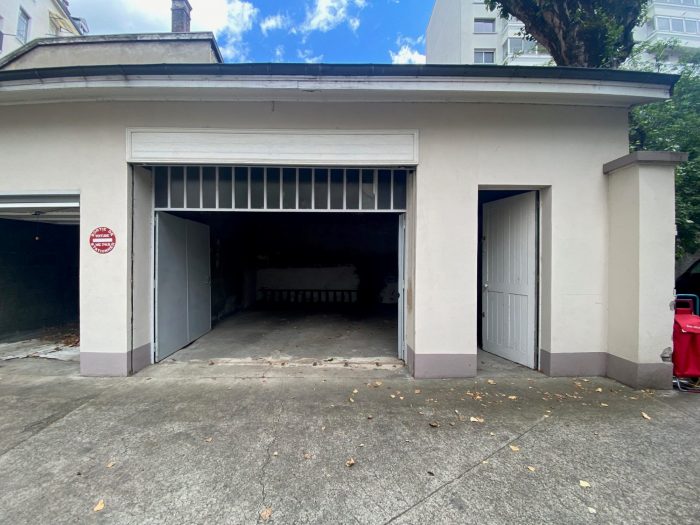 Location annuelle Garage/Parking GRENOBLE 38000 Isre FRANCE