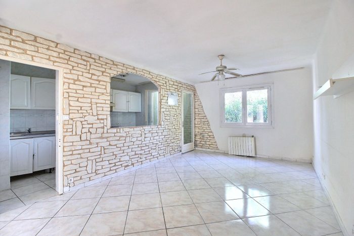 Appartement à vendre, 3 pièces - Draguignan 83300