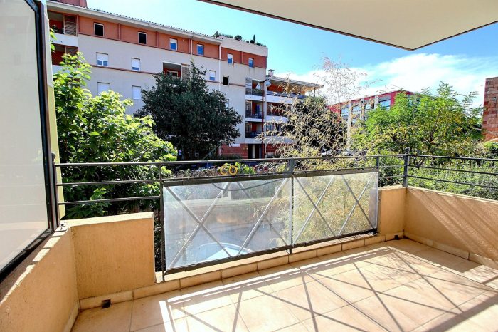 Appartement à vendre, 2 pièces - Draguignan 83300