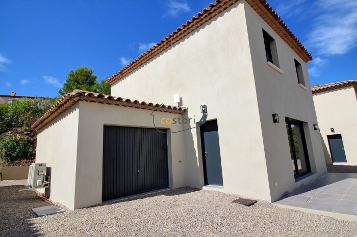 Villa à vendre, 4 pièces - Flayosc 83780