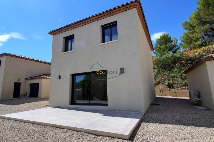 Villa à vendre, 4 pièces - Flayosc 83780