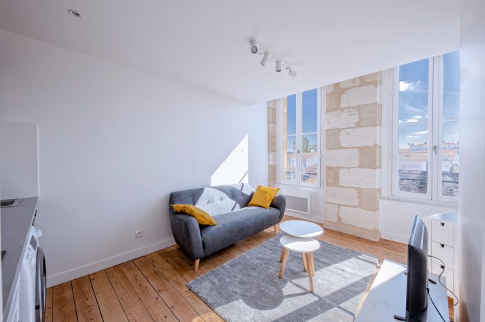 Location annuelle Appartement BORDEAUX 33000 Gironde FRANCE