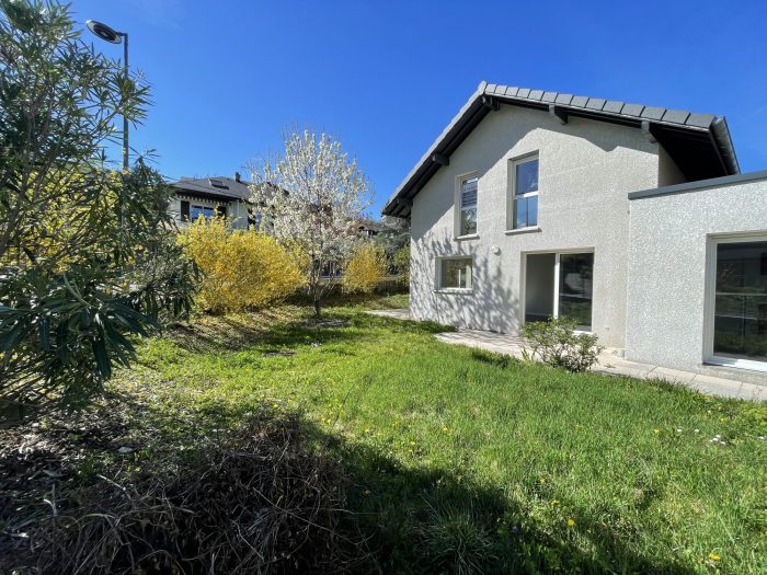 Vente Maison/Villa JACOB-BELLECOMBETTE 73000 Savoie FRANCE
